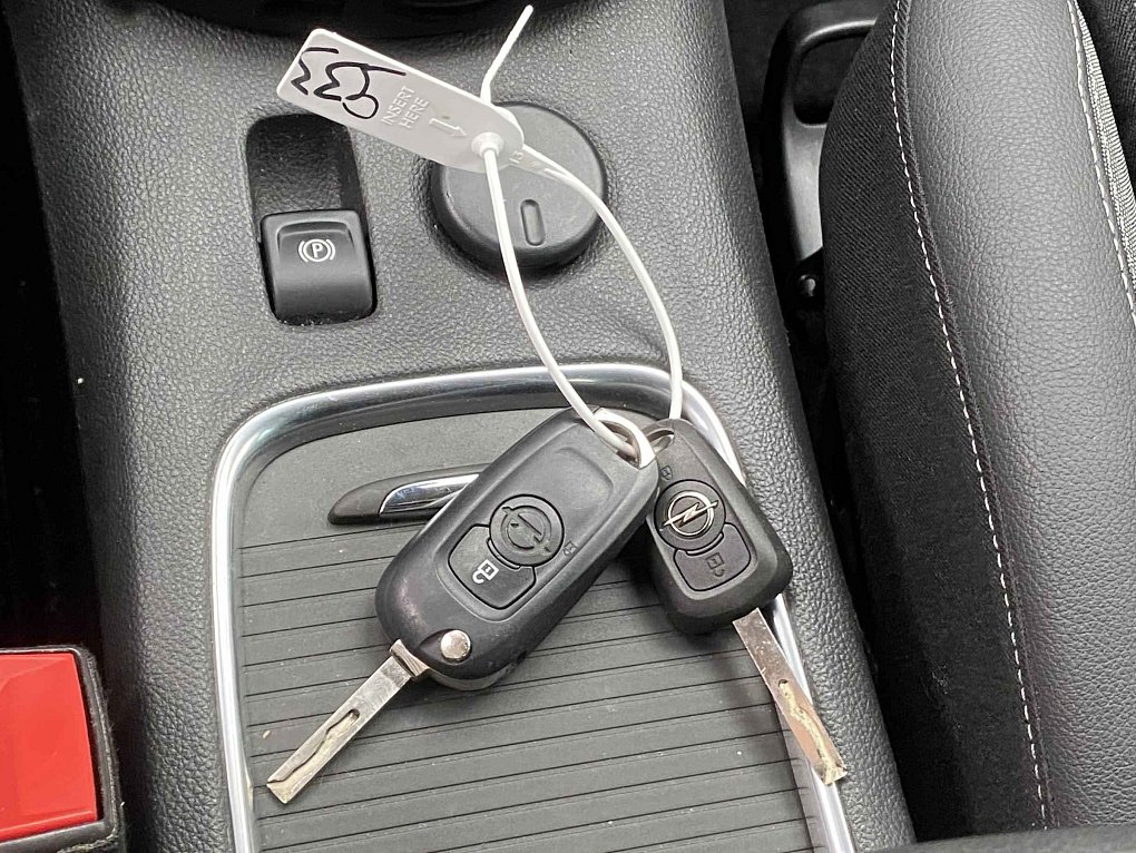 Opel Astra 1.2 T Sport