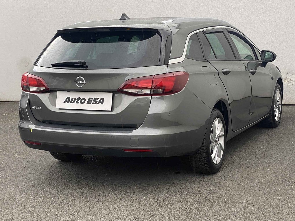 Opel Astra 1.2 T Sport