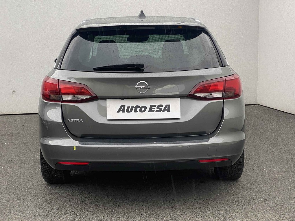 Opel Astra 1.2 T Sport
