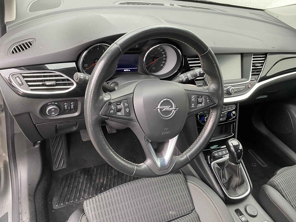 Opel Astra 1.2 T Sport