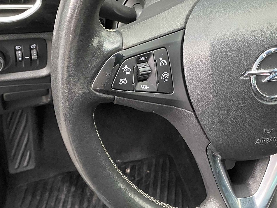 Opel Astra 1.2 T Sport