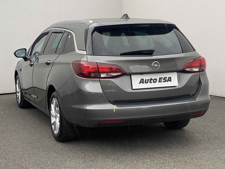 Opel Astra 1.2 T Sport