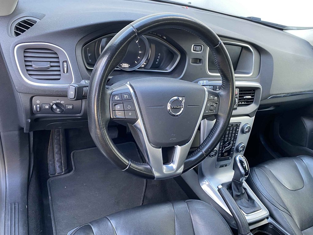 Volvo V40 2.0 D2 