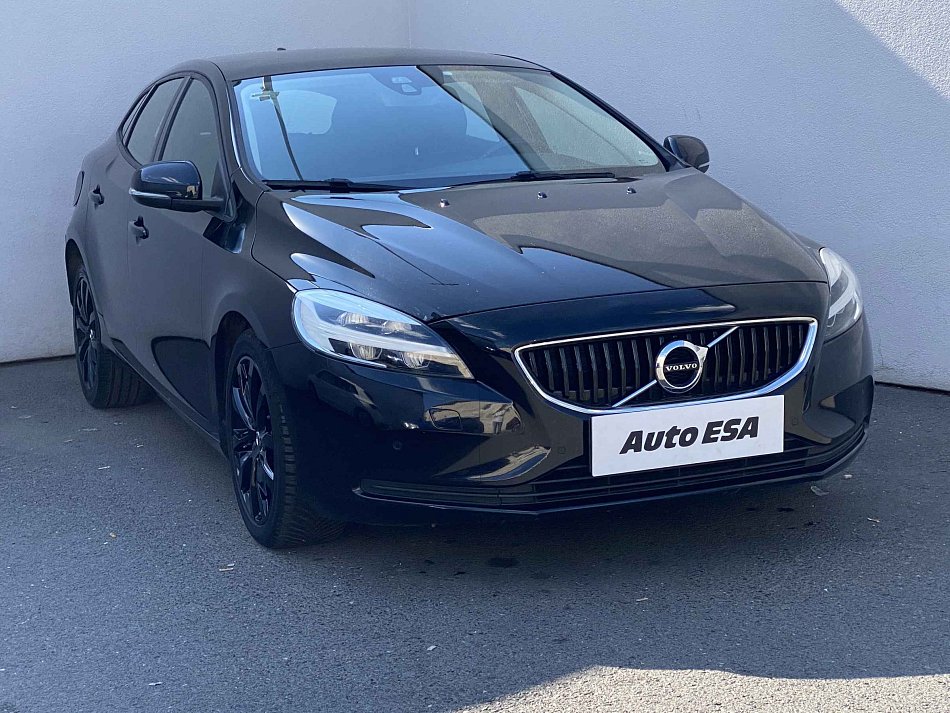 Volvo V40 2.0 D2 