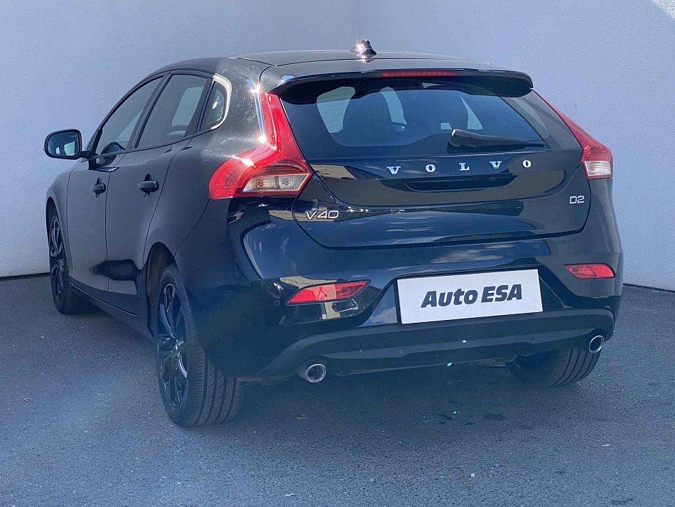 Volvo V40 2.0 D2 