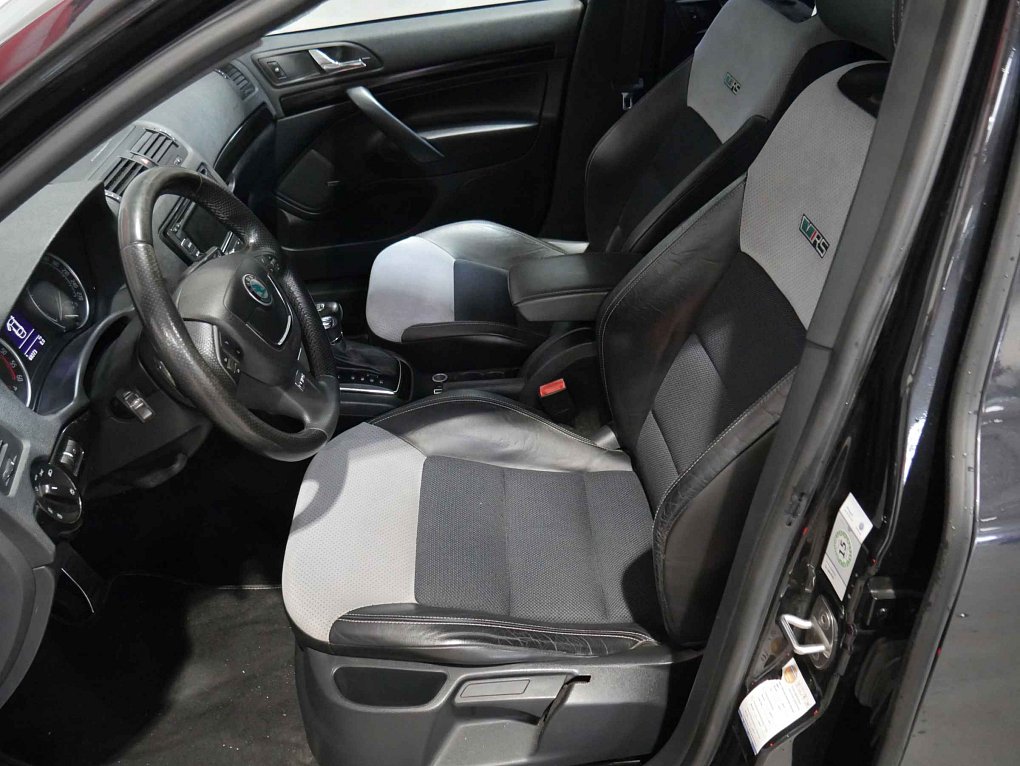 Škoda Octavia II 2.0 TDi RS