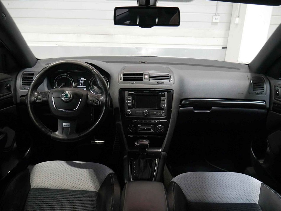 Škoda Octavia II 2.0 TDi RS