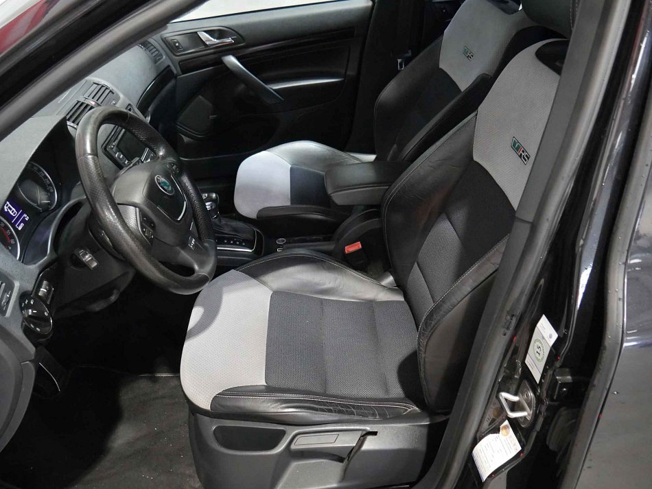 Škoda Octavia II 2.0 TDi RS