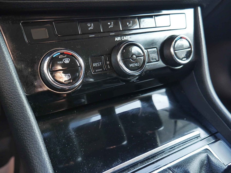 Škoda Superb III 2.0 TDi Ambition