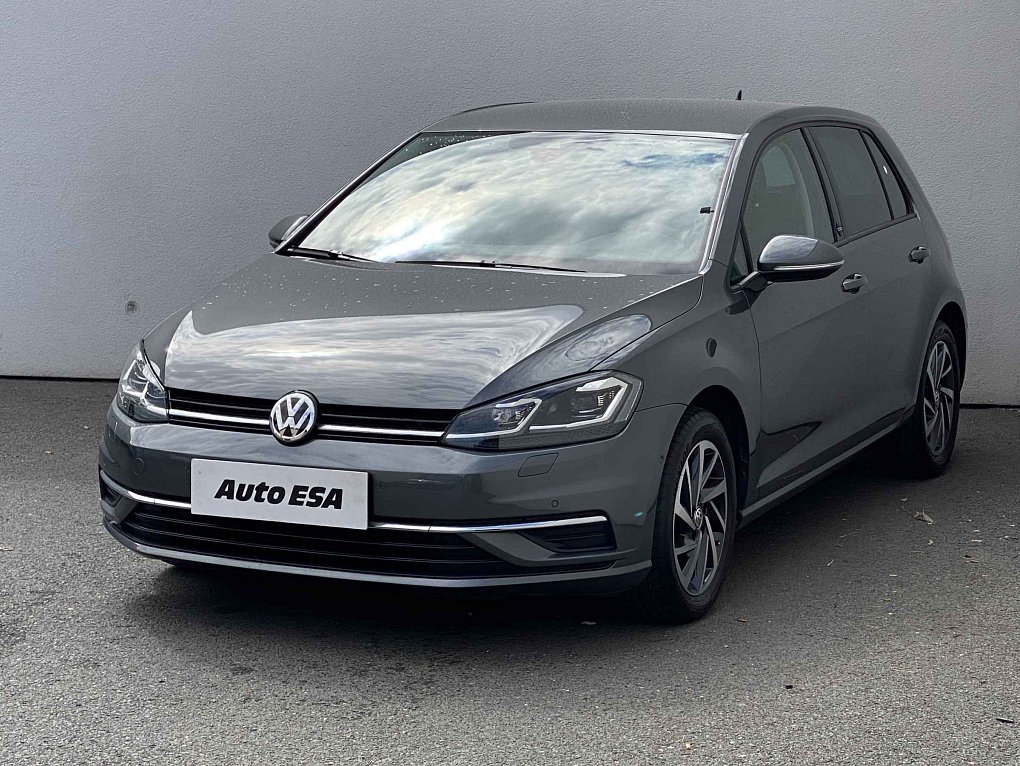 Volkswagen Golf 1.5 TSi Sound
