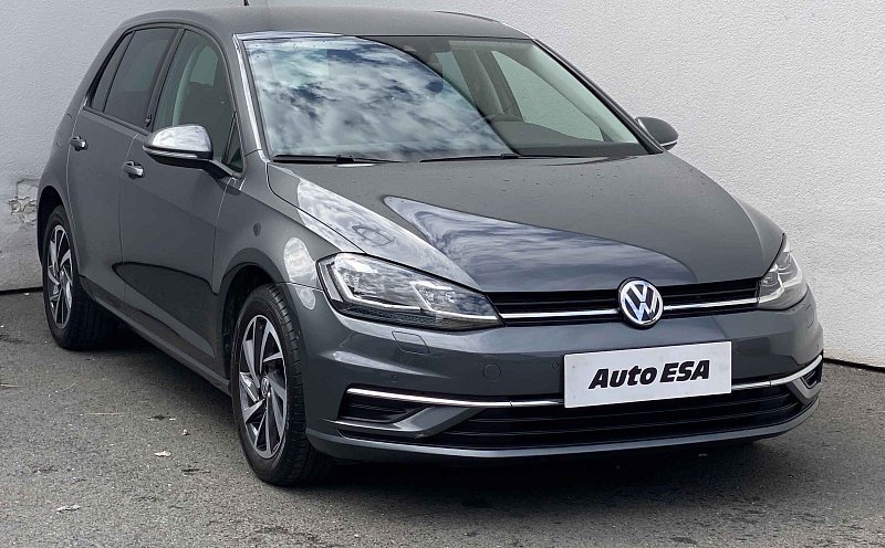 Volkswagen Golf 1.5 TSi Sound