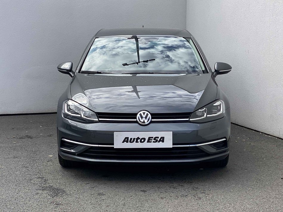 Volkswagen Golf 1.5 TSi Sound