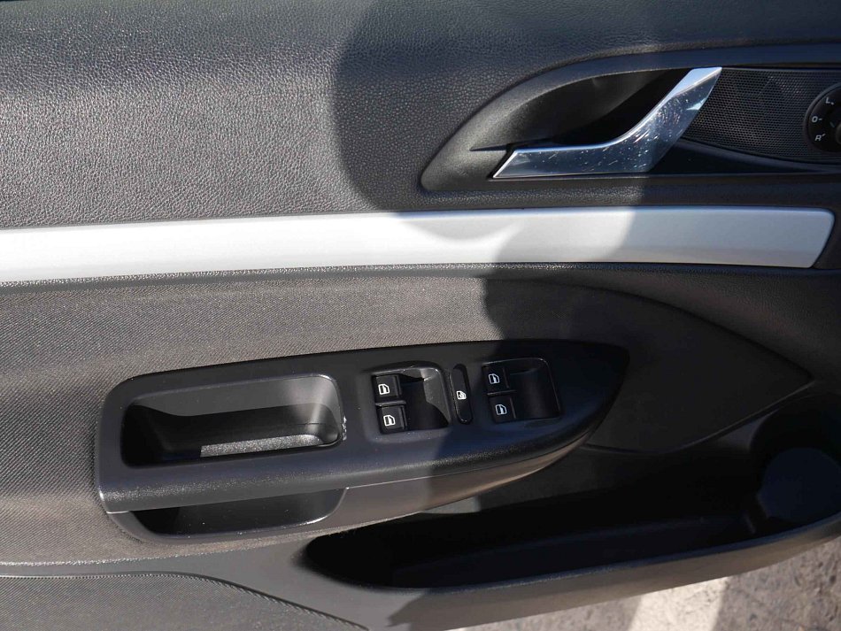 Škoda Octavia II 1.4 TSI Ambiente