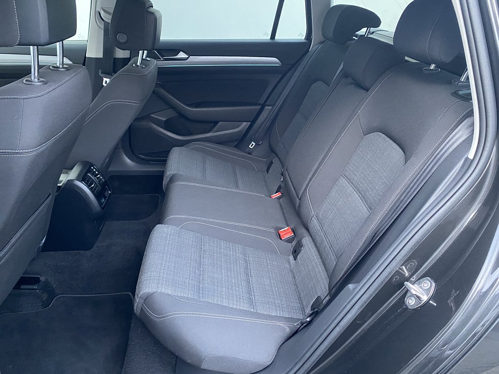 Volkswagen Passat 2.0 TDi Business