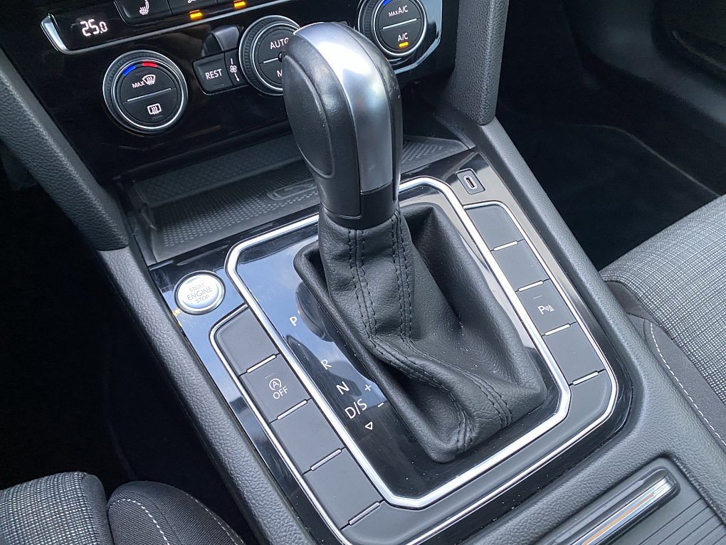 Volkswagen Passat 2.0 TDi Business