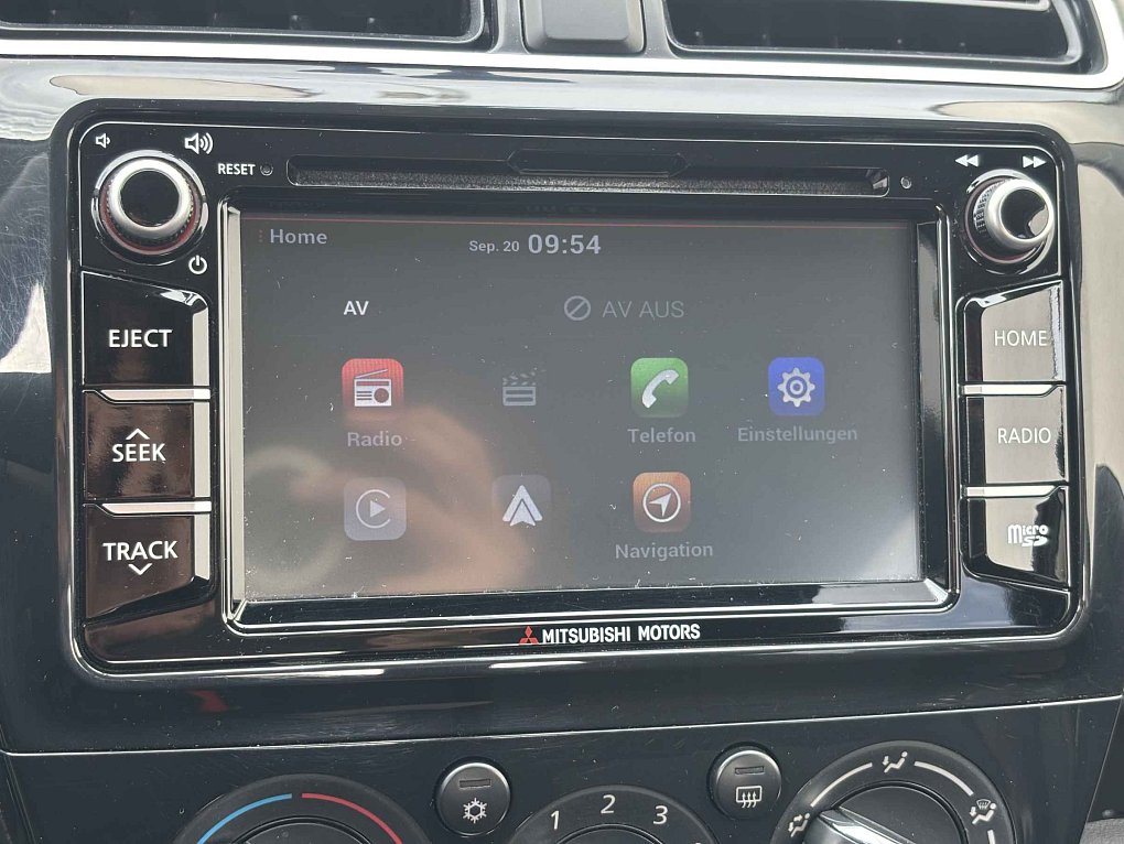 Mitsubishi Space Star 1.2i Edition