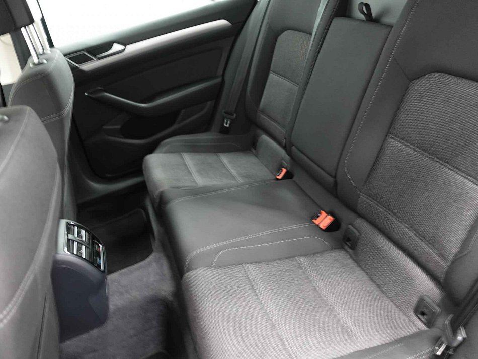 Volkswagen Passat 2.0 TDi Comfortline