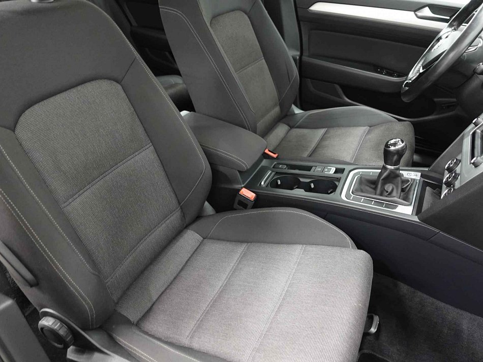 Volkswagen Passat 2.0 TDi Comfortline