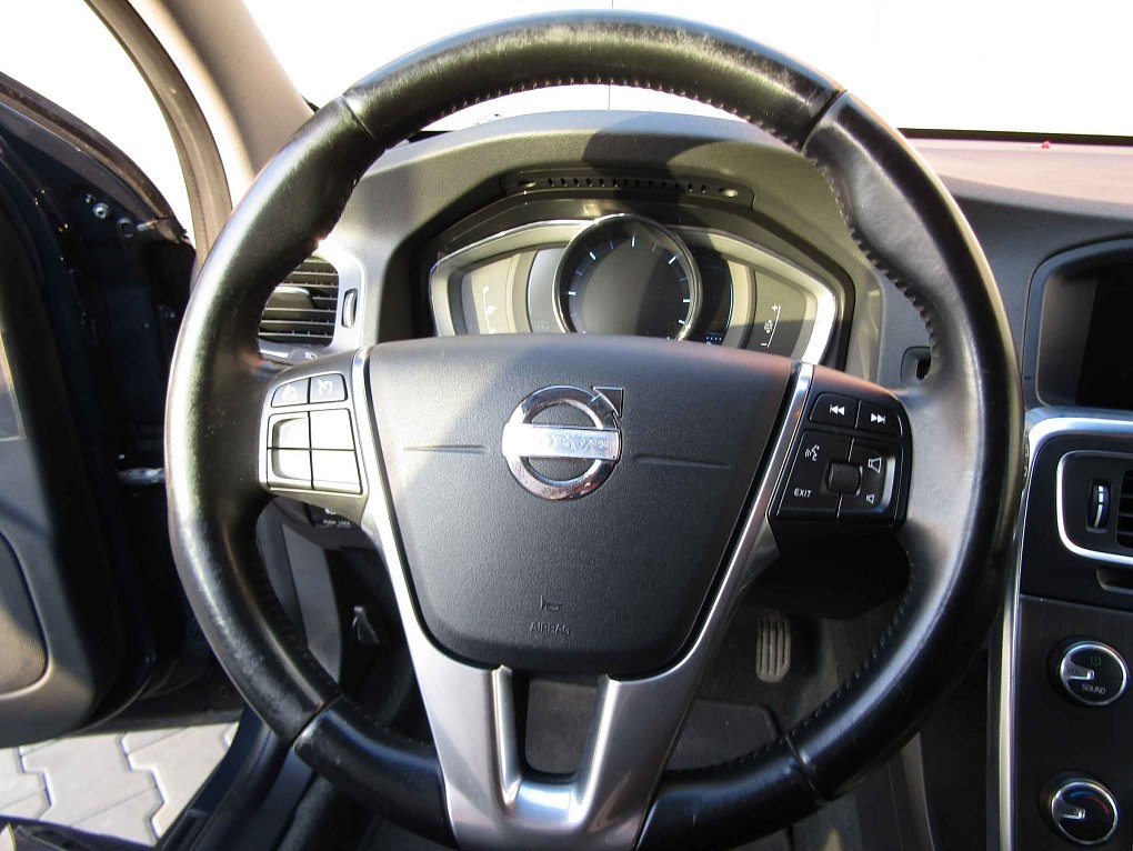 Volvo V60 2.0 D 
