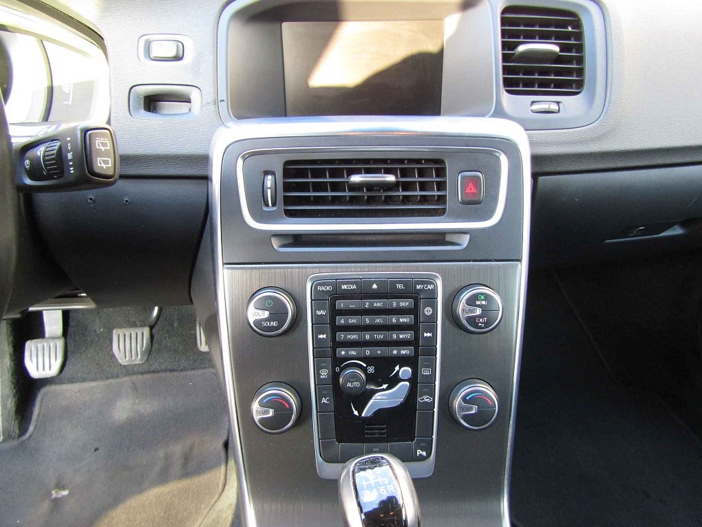Volvo V60 2.0 D 