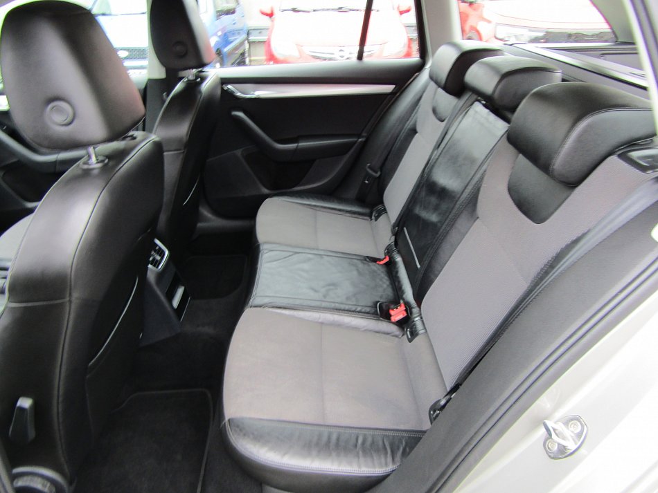 Škoda Octavia III 2.0 TDi Ambition 4x4