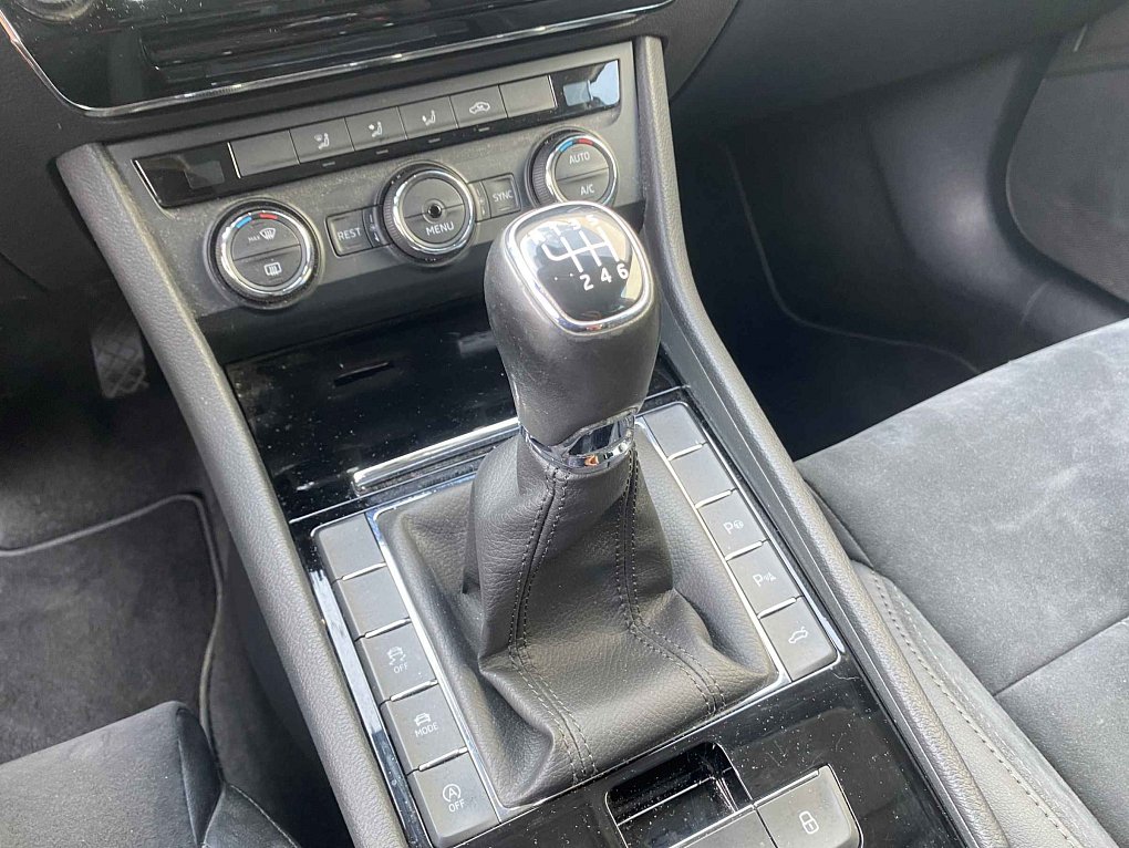 Škoda Superb III 2.0 TDi Style
