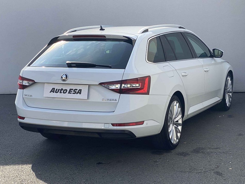 Škoda Superb III 2.0 TDi Style