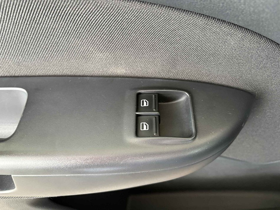 Škoda Octavia II 1.6i 
