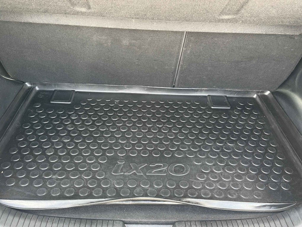 Hyundai Ix20 1.6i 