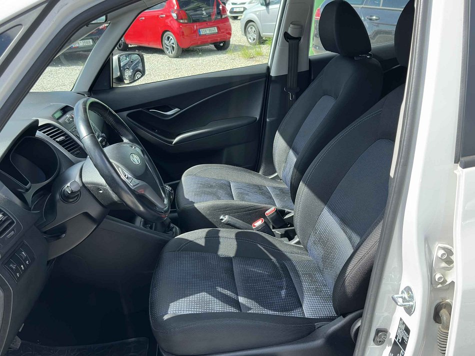 Hyundai Ix20 1.6i 