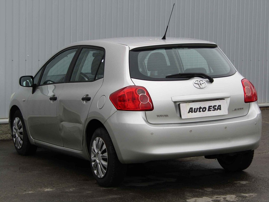 Toyota Auris 1.3 VVT-i 