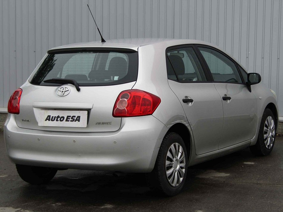 Toyota Auris 1.3 VVT-i 