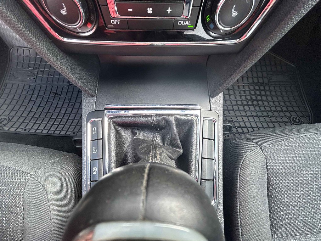 Škoda Superb II 2.0 TDi 