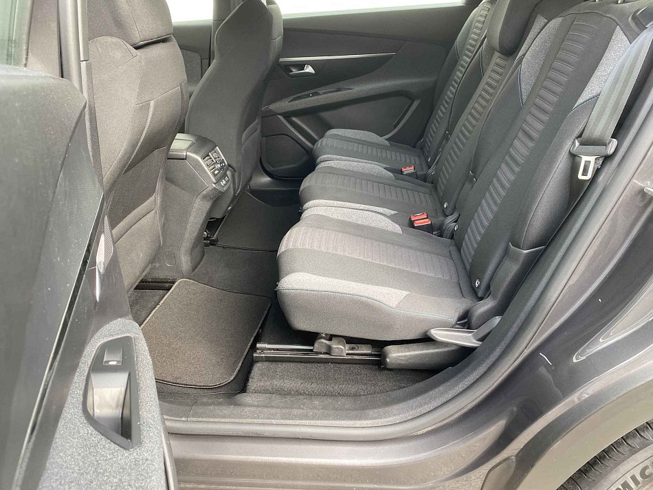 Peugeot 5008 1.2 PT Active