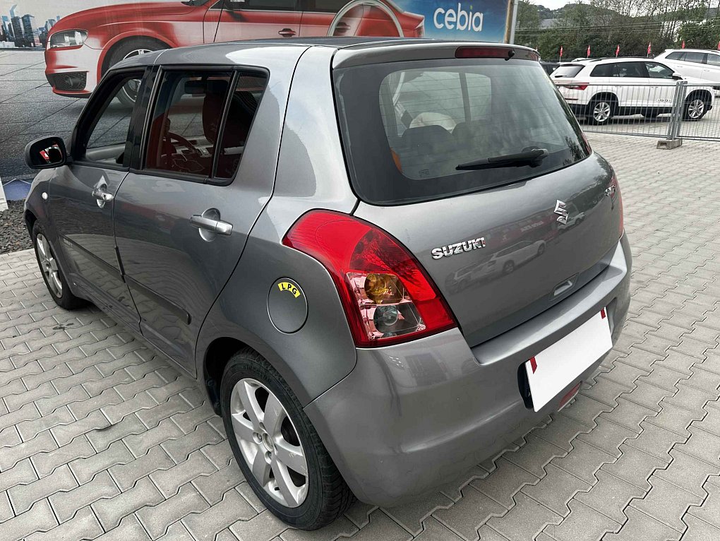 Suzuki Swift 1.3i 