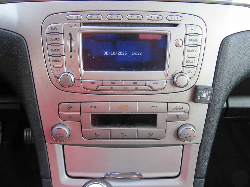 Ford Galaxy 2.0i 
