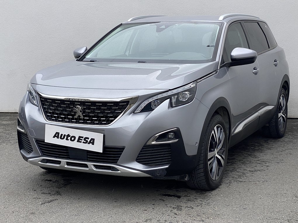 Peugeot 5008 1.2PT Allure