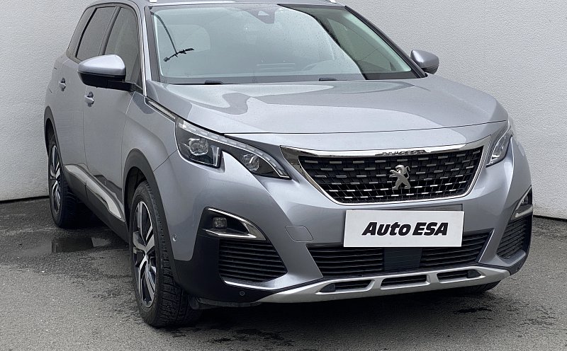 Peugeot 5008 1.2PT Allure