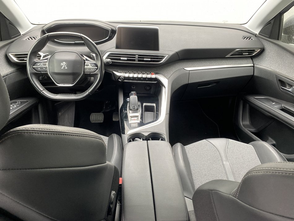 Peugeot 5008 1.2PT Allure