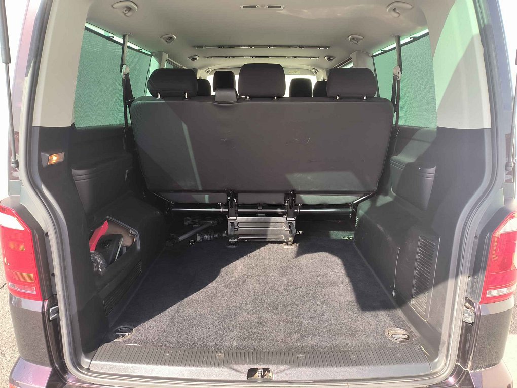 Volkswagen Caravelle 2.0TDi  L2 8míst