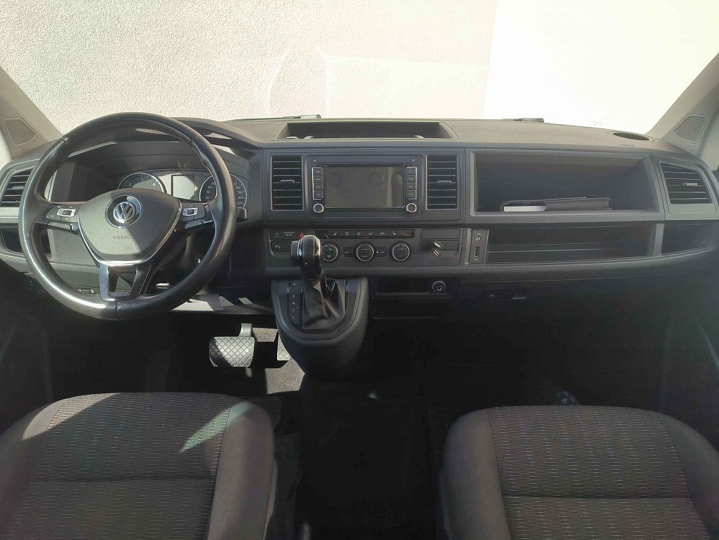 Volkswagen Caravelle 2.0TDi  L2 8míst