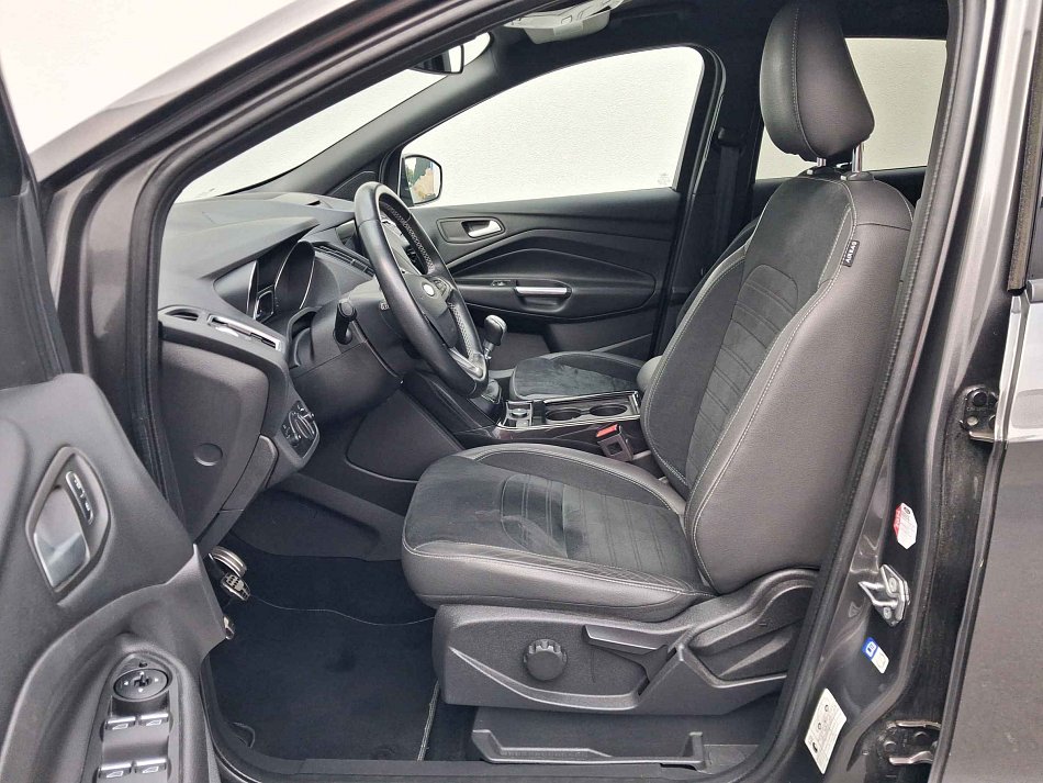 Ford Kuga 1.5 EB ST-Line