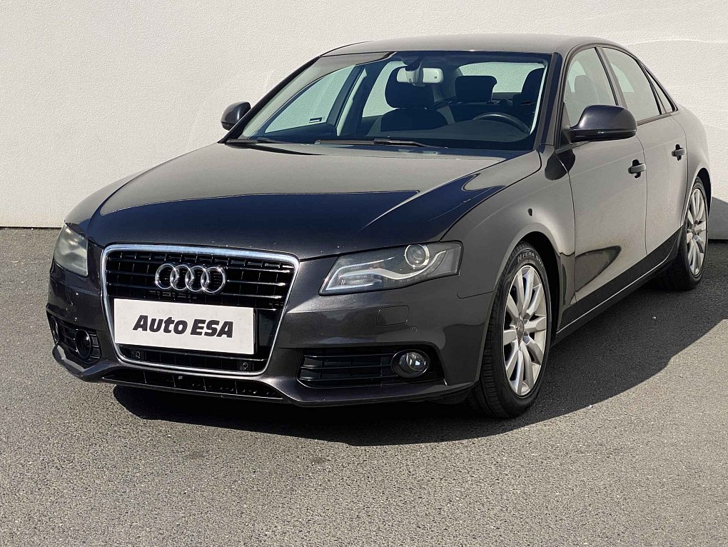 Audi A4 3.2FSi  Quattro