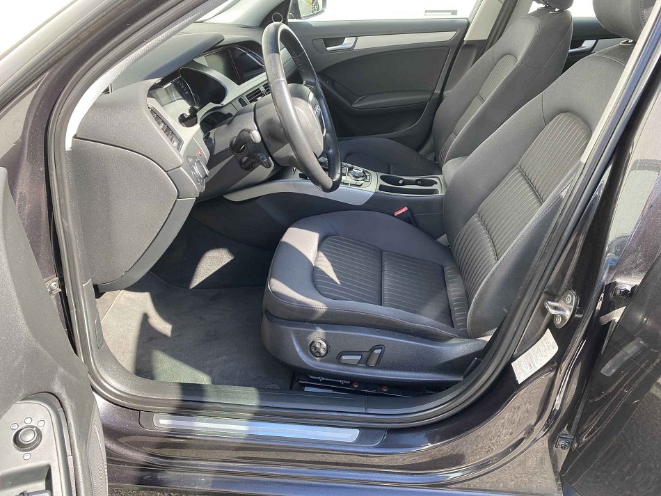 Audi A4 3.2FSi  Quattro