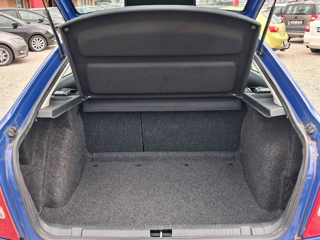 Škoda Octavia 1.6 i Tour