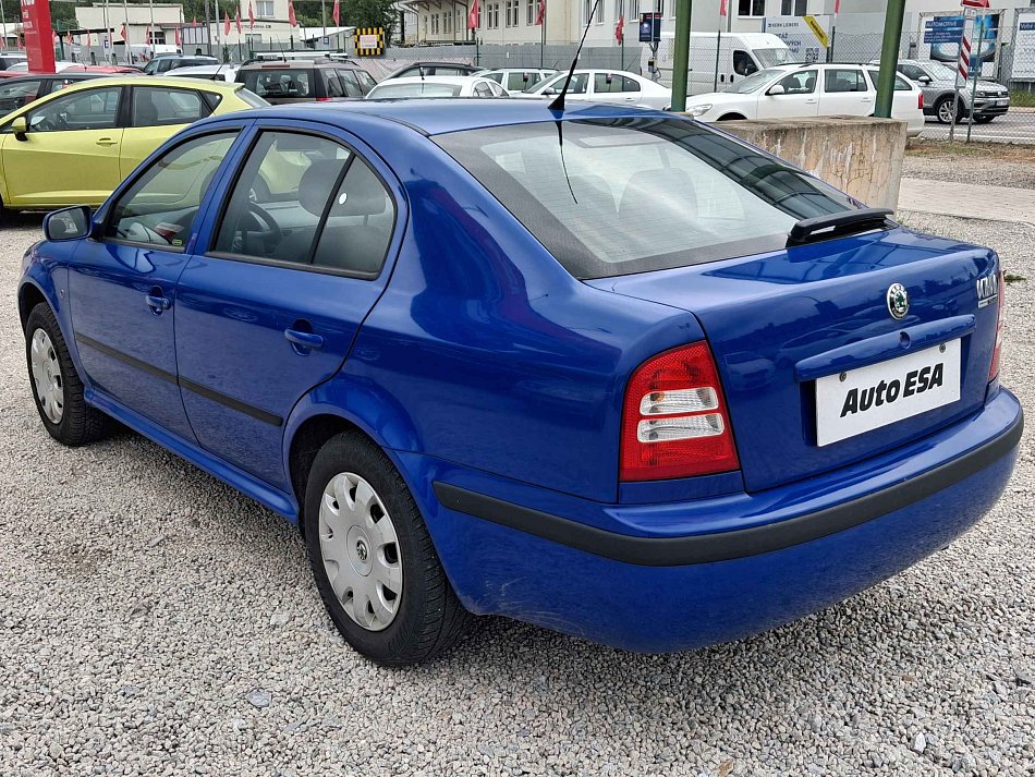 Škoda Octavia 1.6 i Tour