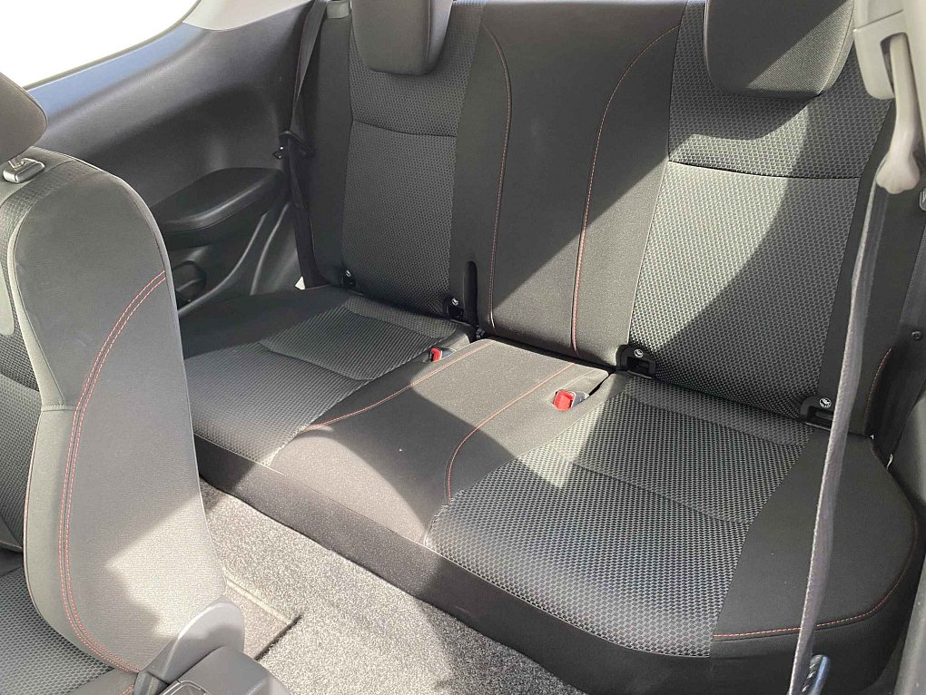 Suzuki Swift 1.6i 