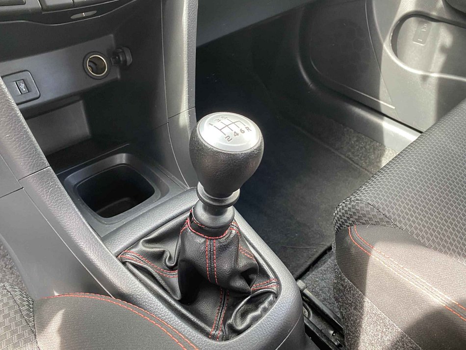 Suzuki Swift 1.6i 