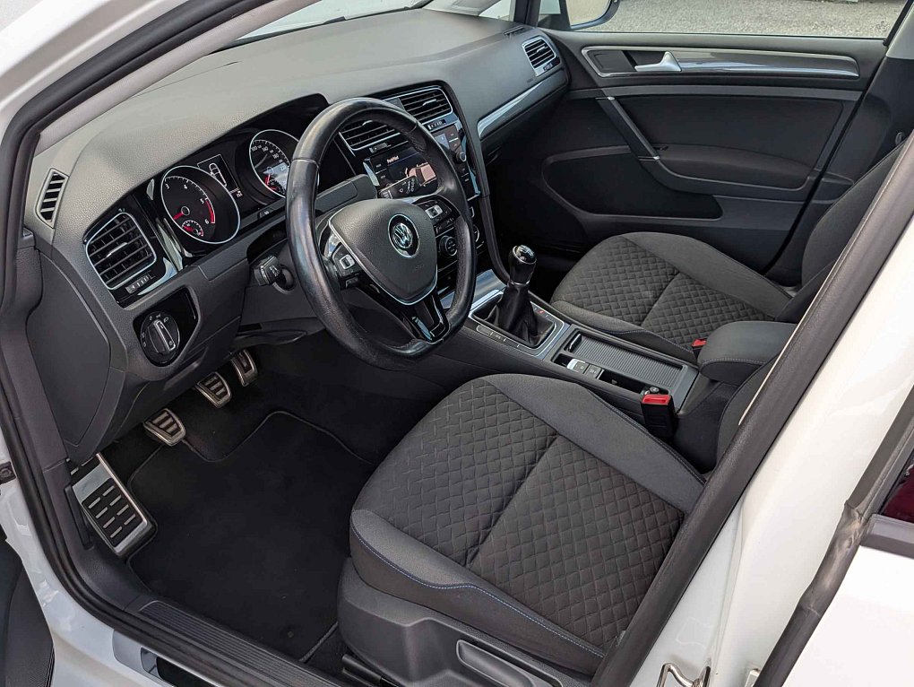 Volkswagen Golf 2.0 TDi Join