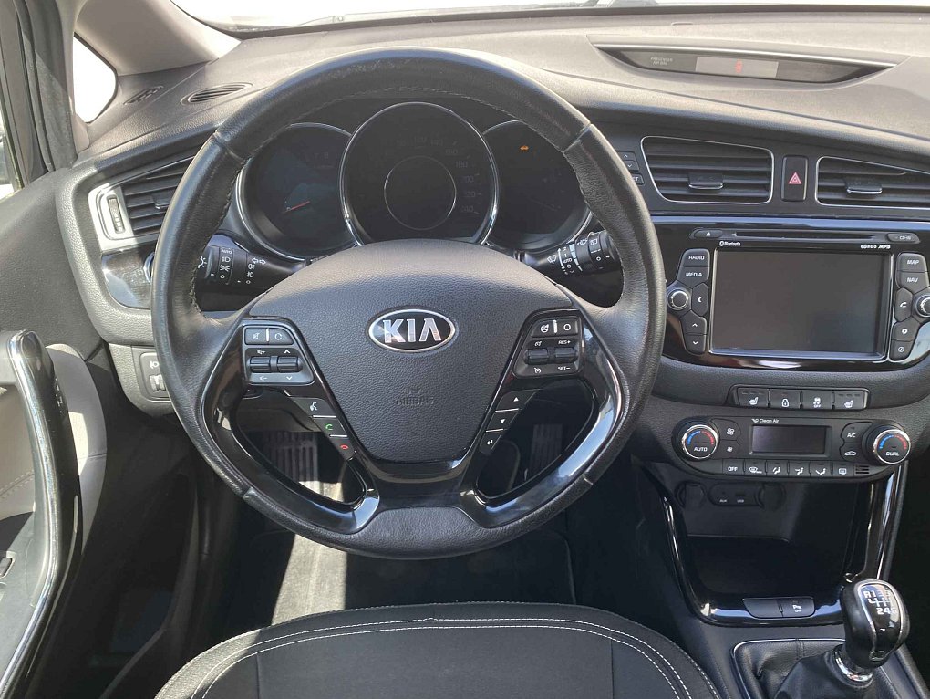 Kia Ceed 1.6 GDi Exclusive